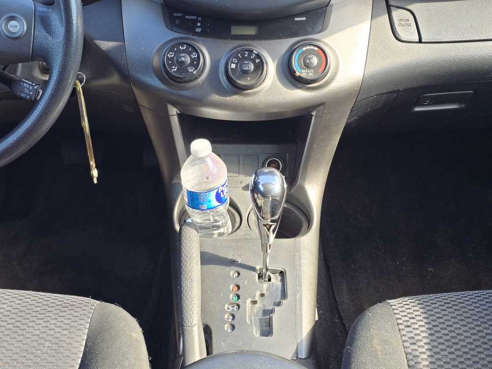Thumbnail: 2011 Toyota RAV4 - 14