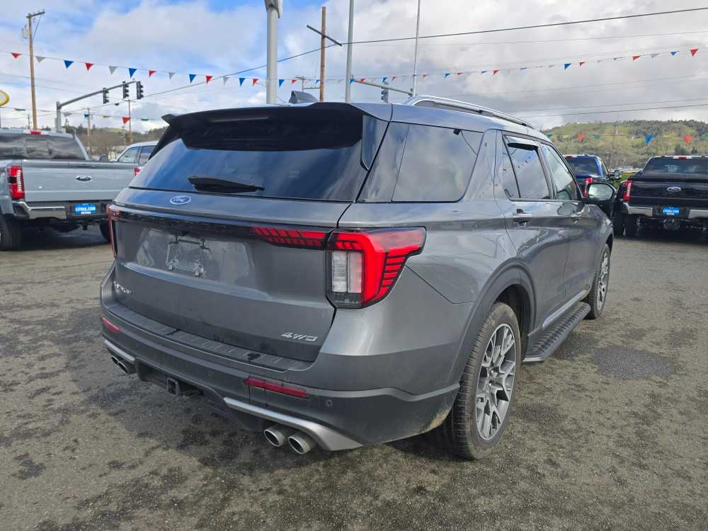 Thumbnail: 2025 Ford Explorer - 3