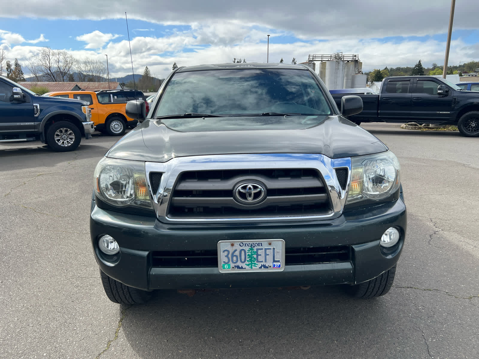 Thumbnail: 2009 Toyota Tacoma - 8