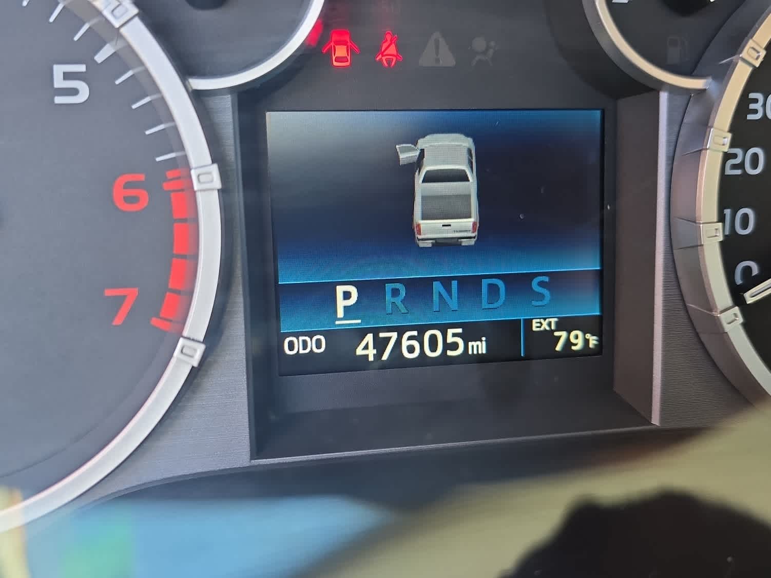 Thumbnail: 2015 Toyota Tundra - 4