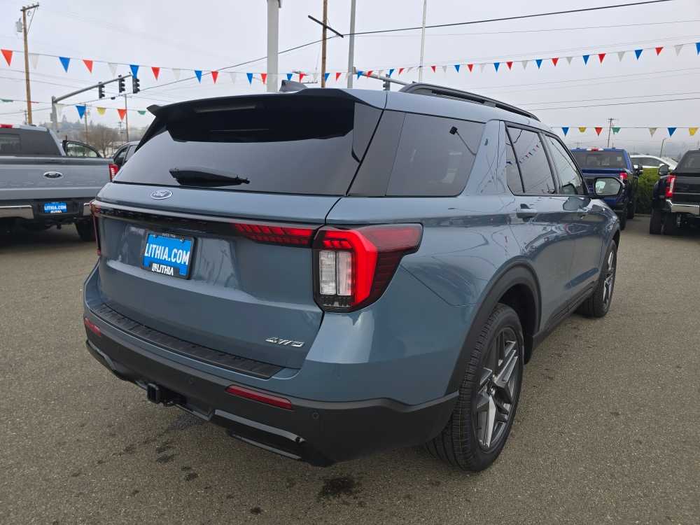 Thumbnail: 2026 Ford Explorer - 6