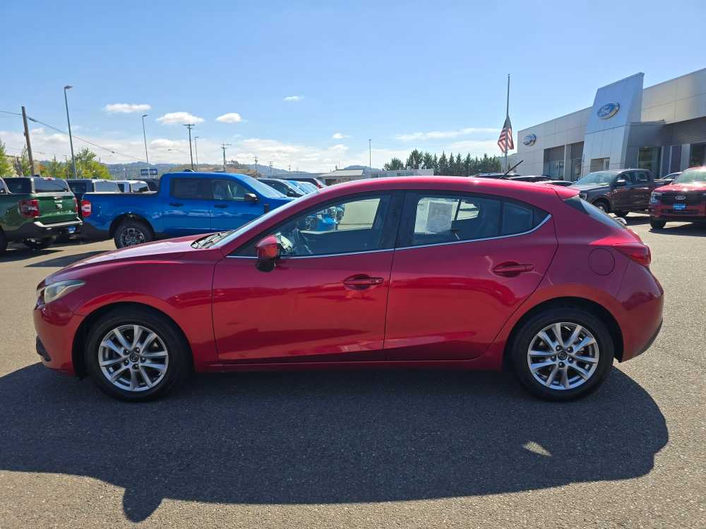 Thumbnail: 2016 Mazda Mazda3 - 2