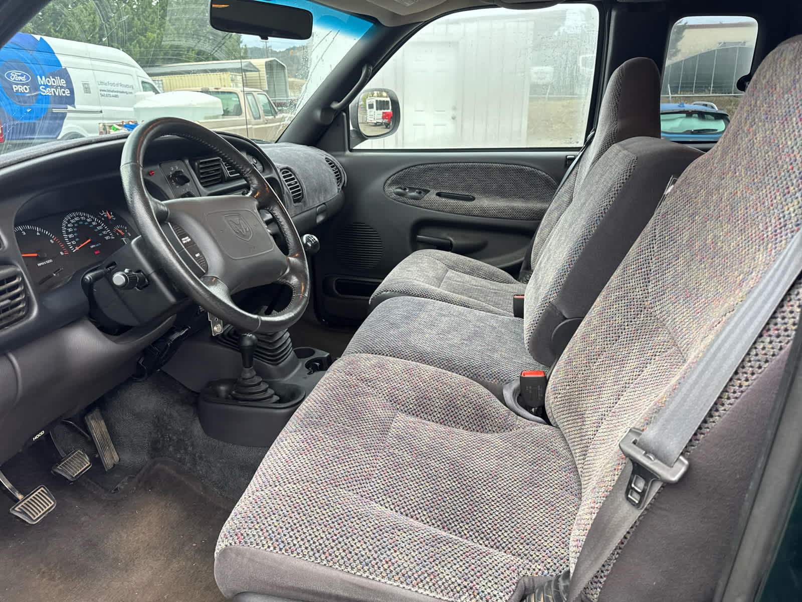 Thumbnail: 2000 Dodge Ram 1500 - 9