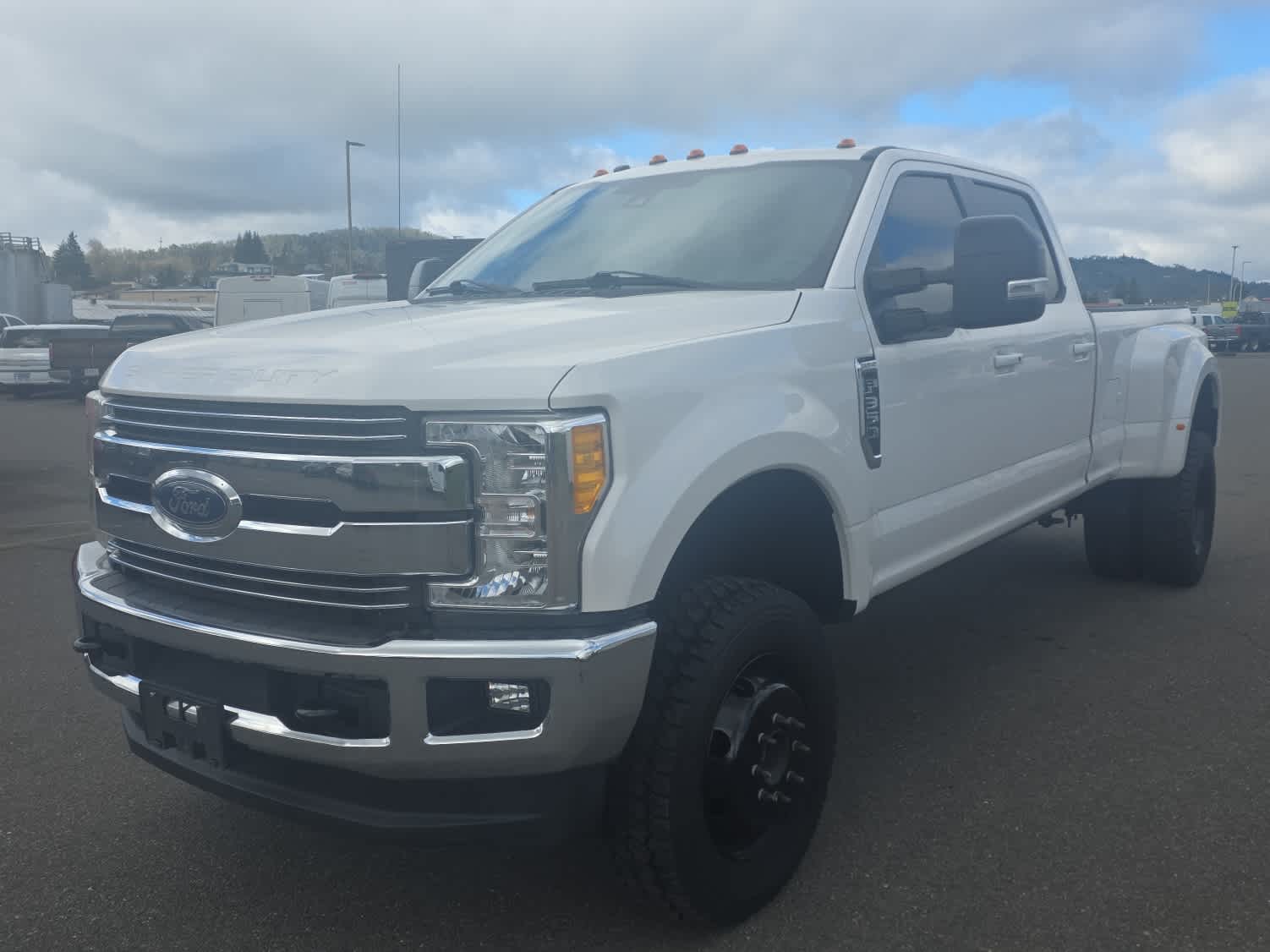 Thumbnail: 2017 Ford F-350 - 1