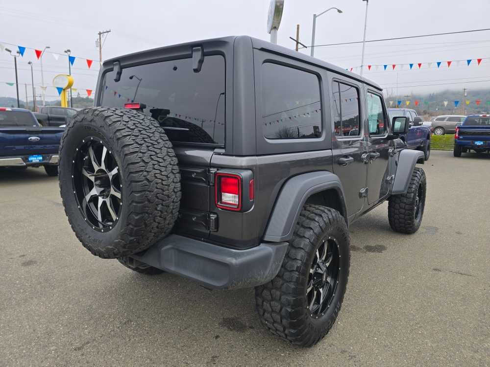 Thumbnail: 2019 Jeep Wrangler - 5