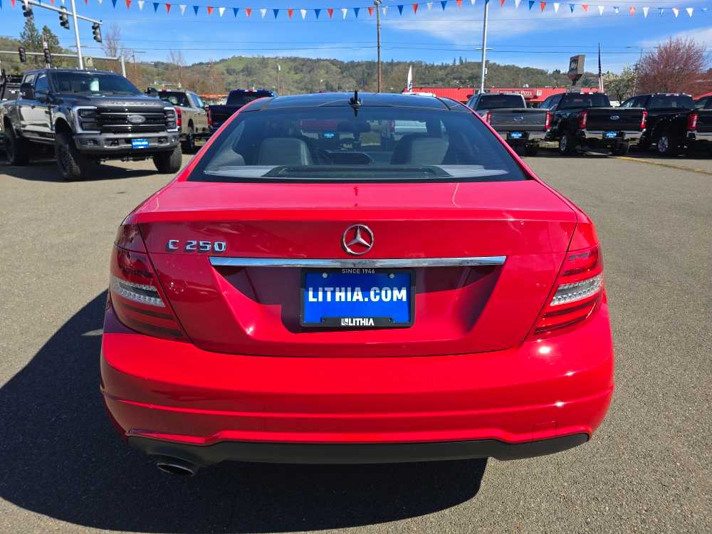 Thumbnail: 2014 Mercedes-Benz C-Class - 4