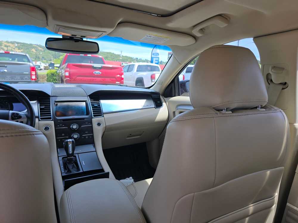 Thumbnail: 2013 Ford Taurus - 14