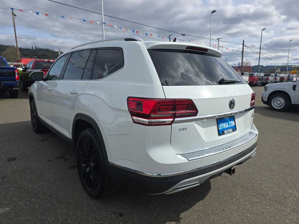Thumbnail: 2018 Volkswagen Atlas - 3