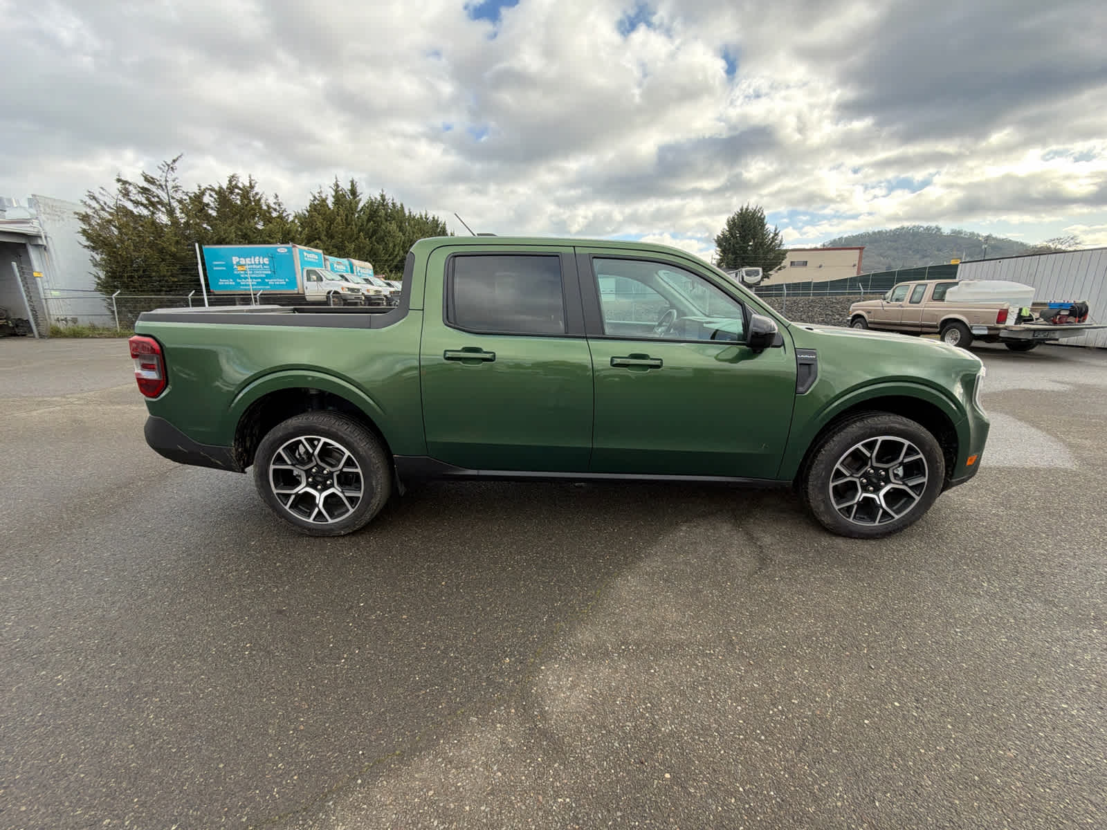 Thumbnail: 2025 Ford Maverick - 6