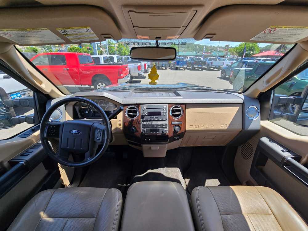 2011 Ford F-250  16