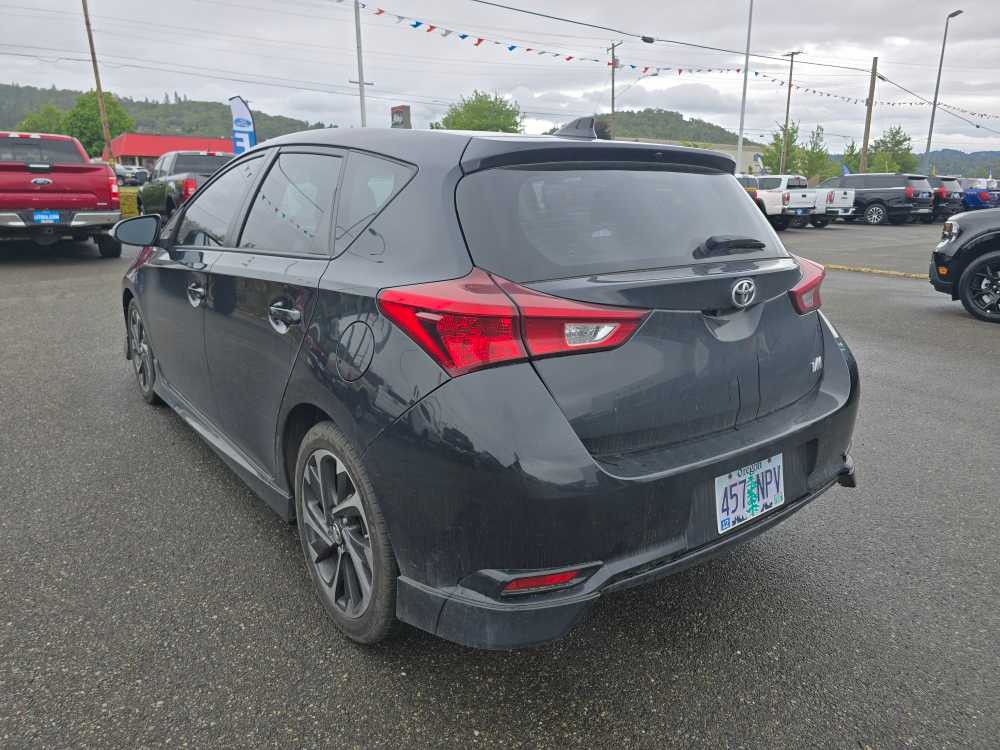Thumbnail: 2018 Toyota Corolla iM - 9