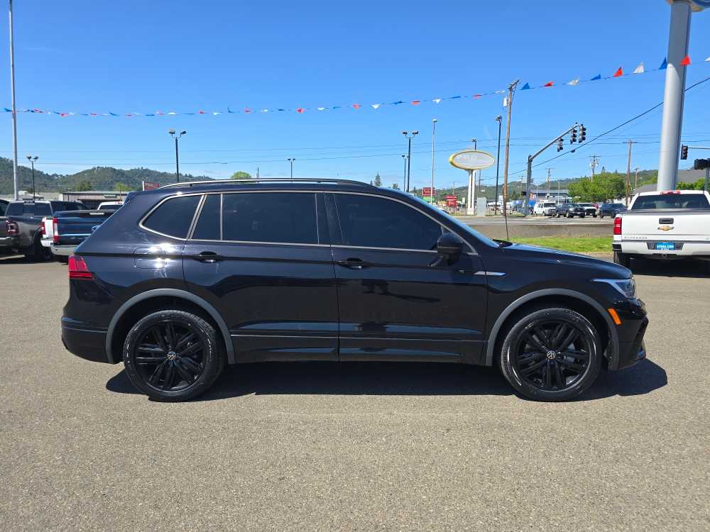 Thumbnail: 2022 Volkswagen Tiguan - 6