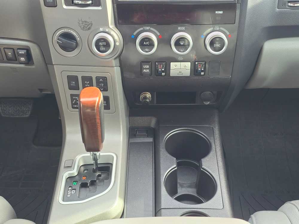 Thumbnail: 2016 Toyota Sequoia - 13