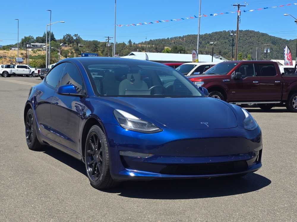 Thumbnail: 2021 Tesla Model 3 - 18