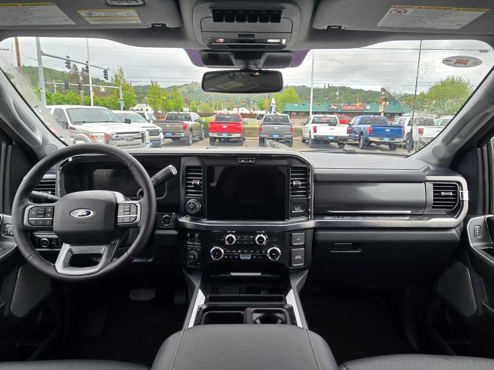 Thumbnail: 2025 Ford F-350 - 15