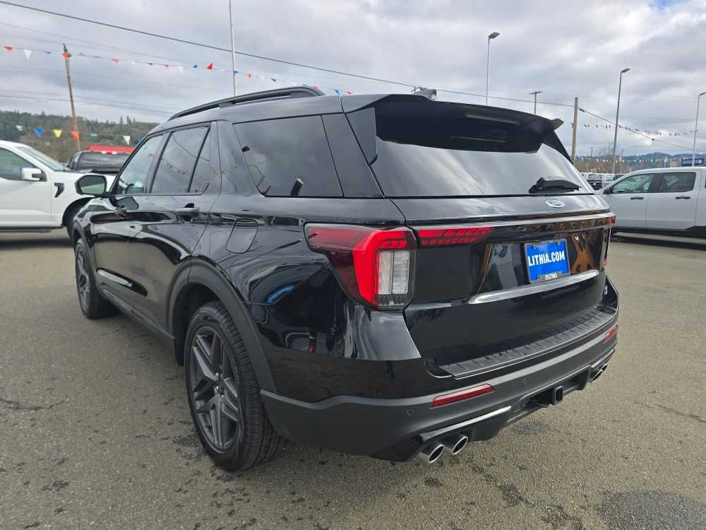 Thumbnail: 2026 Ford Explorer - 3