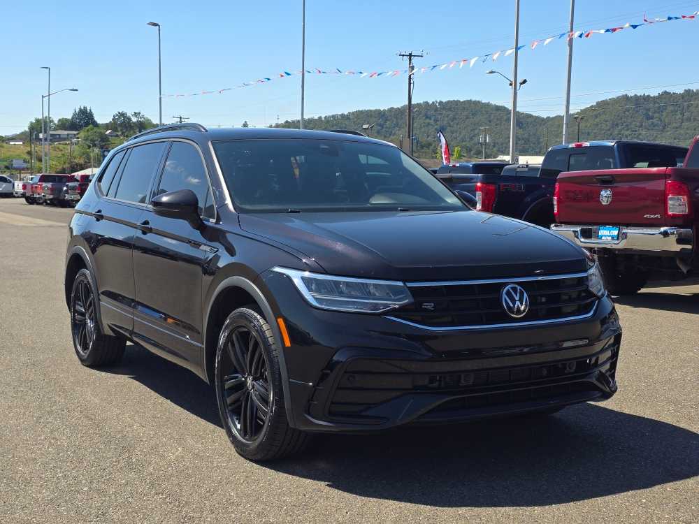Thumbnail: 2022 Volkswagen Tiguan - 7