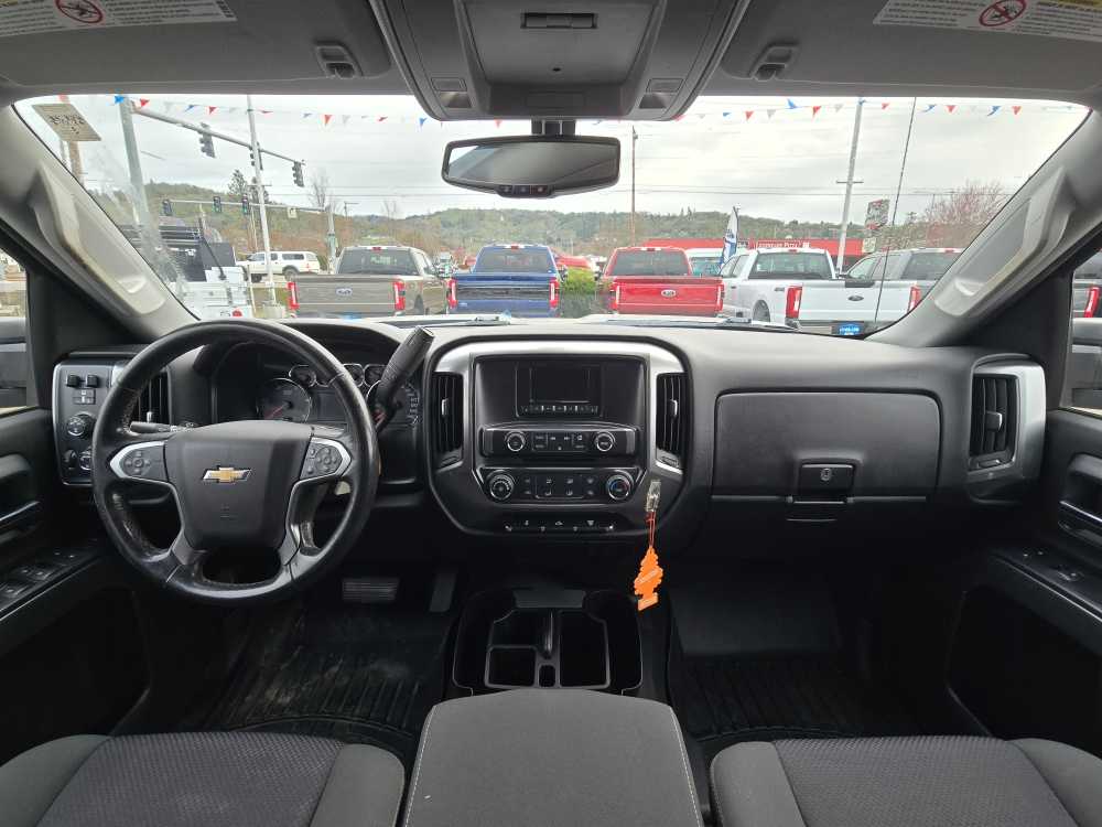 Thumbnail: 2015 Chevrolet Silverado 2500 - 16