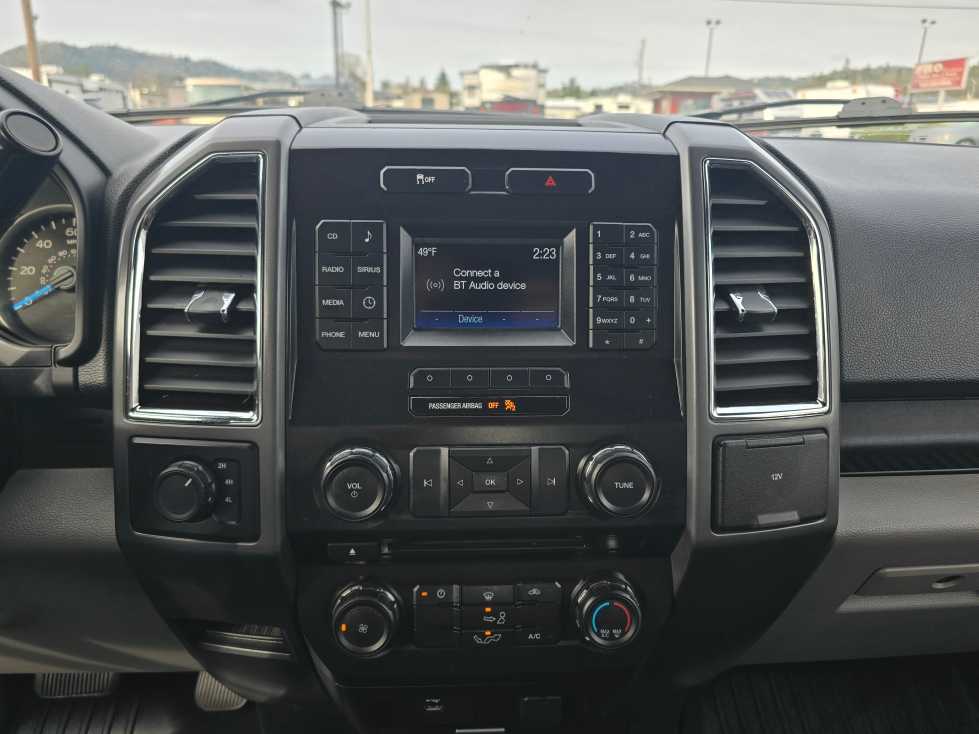 Thumbnail: 2016 Ford F-150 - 13