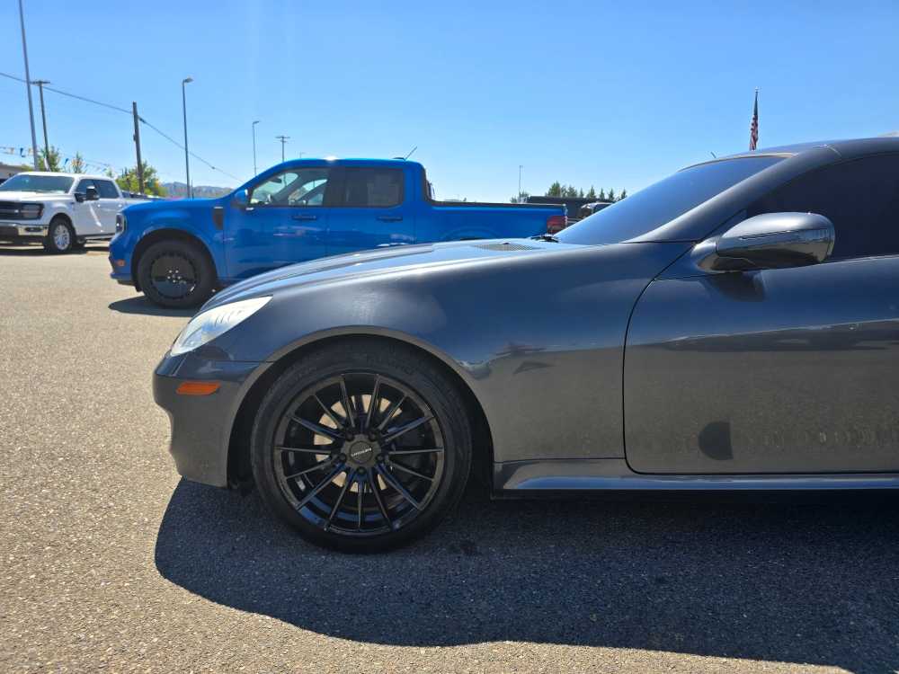 Thumbnail: 2010 Mercedes-Benz SLK - 9