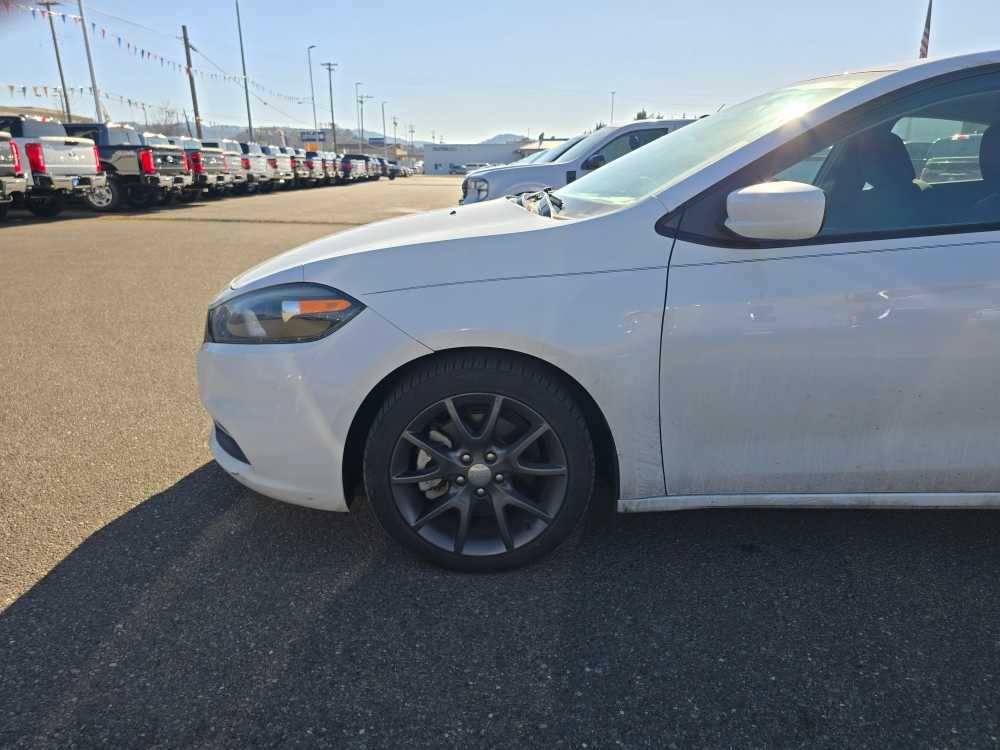 Thumbnail: 2016 Dodge Dart - 19