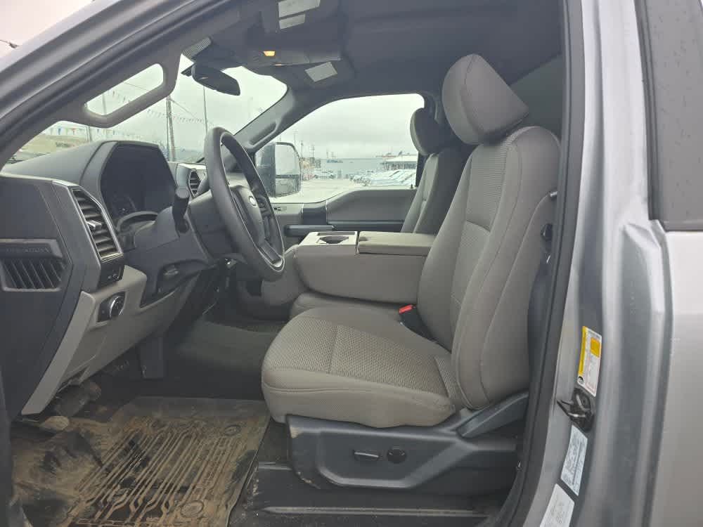 Thumbnail: 2022 Ford F-350 - 16