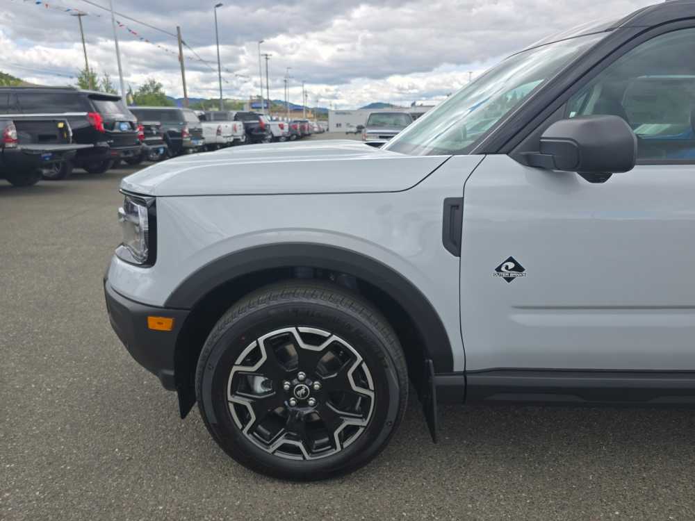 Thumbnail: 2026 Ford Bronco Sport - 18