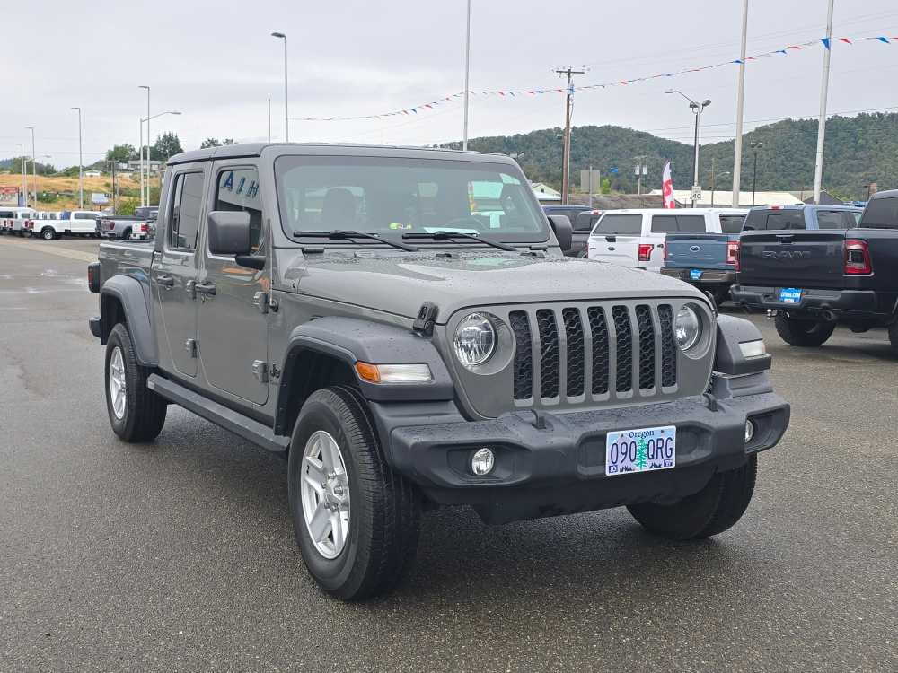 Thumbnail: 2020 Jeep Gladiator - 18