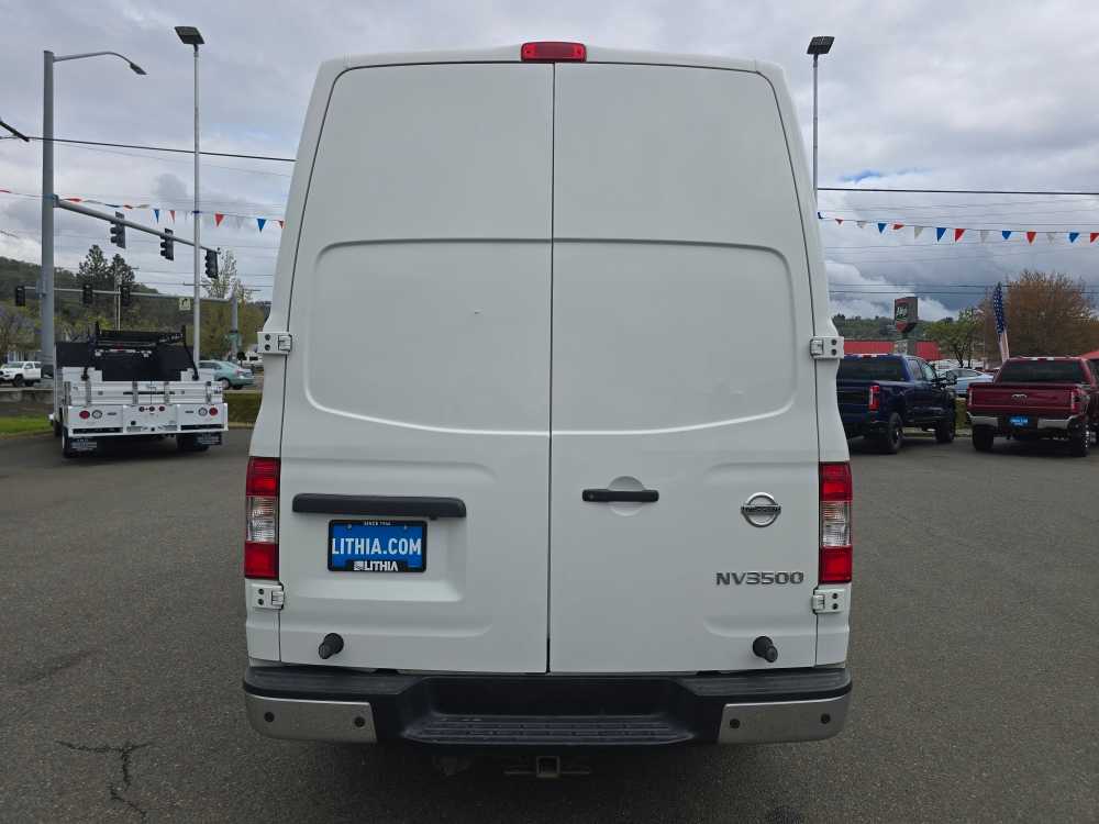 Thumbnail: 2018 Nissan NV - 4