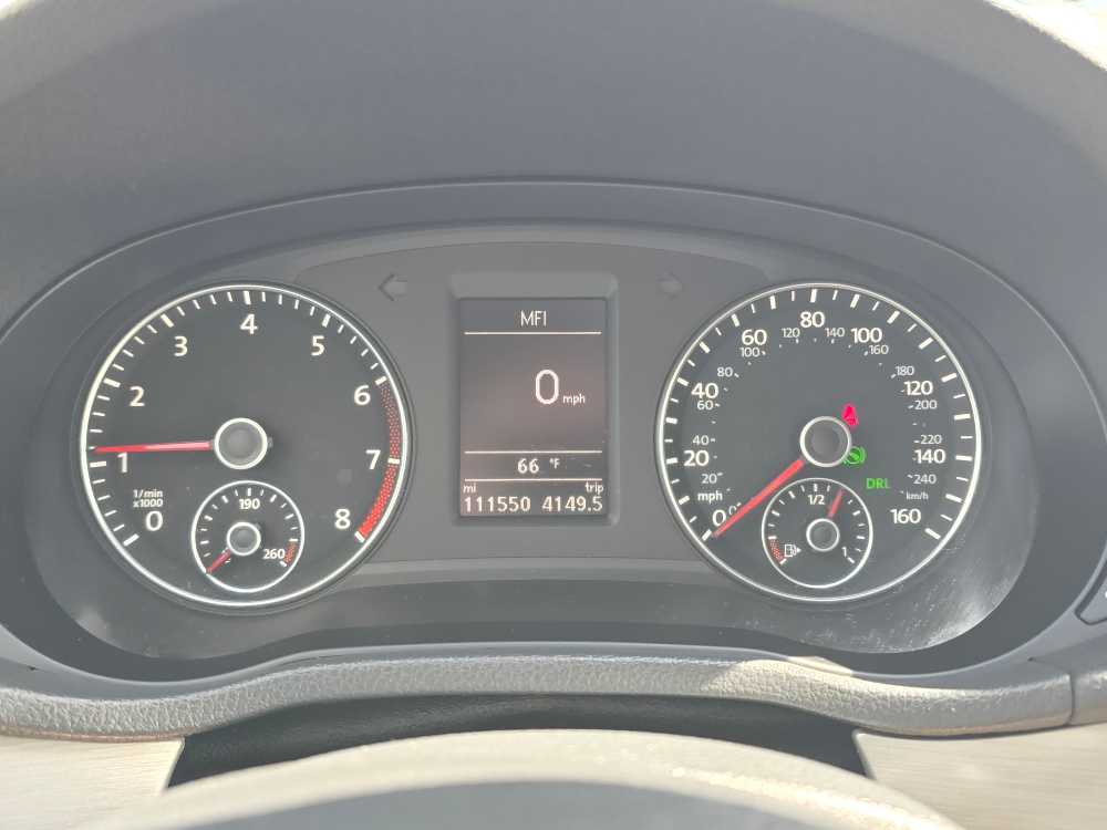 Thumbnail: 2014 Volkswagen Passat - 21