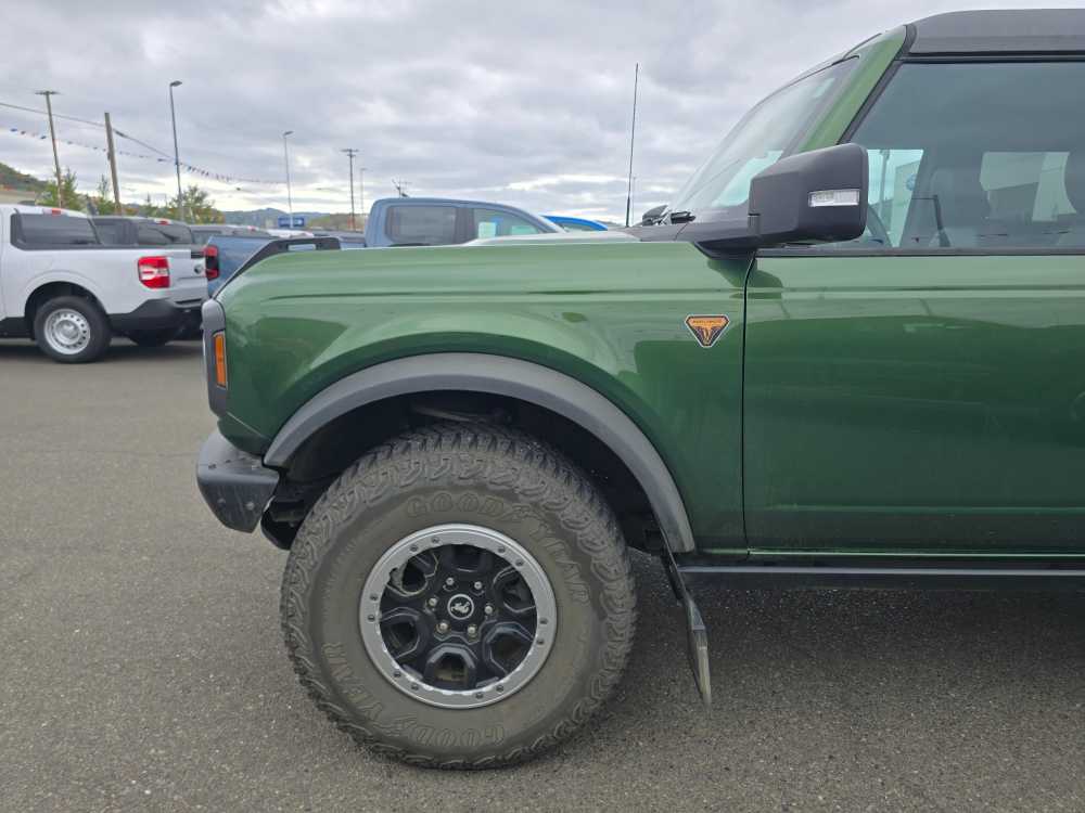 Thumbnail: 2022 Ford Bronco - 18