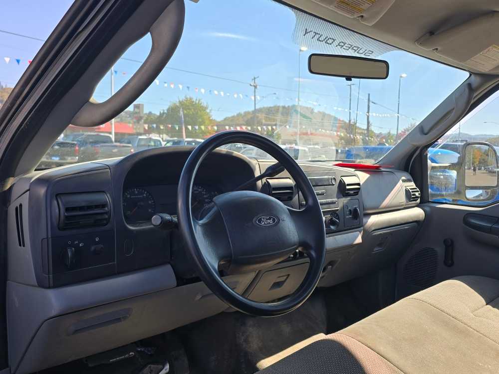 Thumbnail: 2006 Ford F-450 - 10