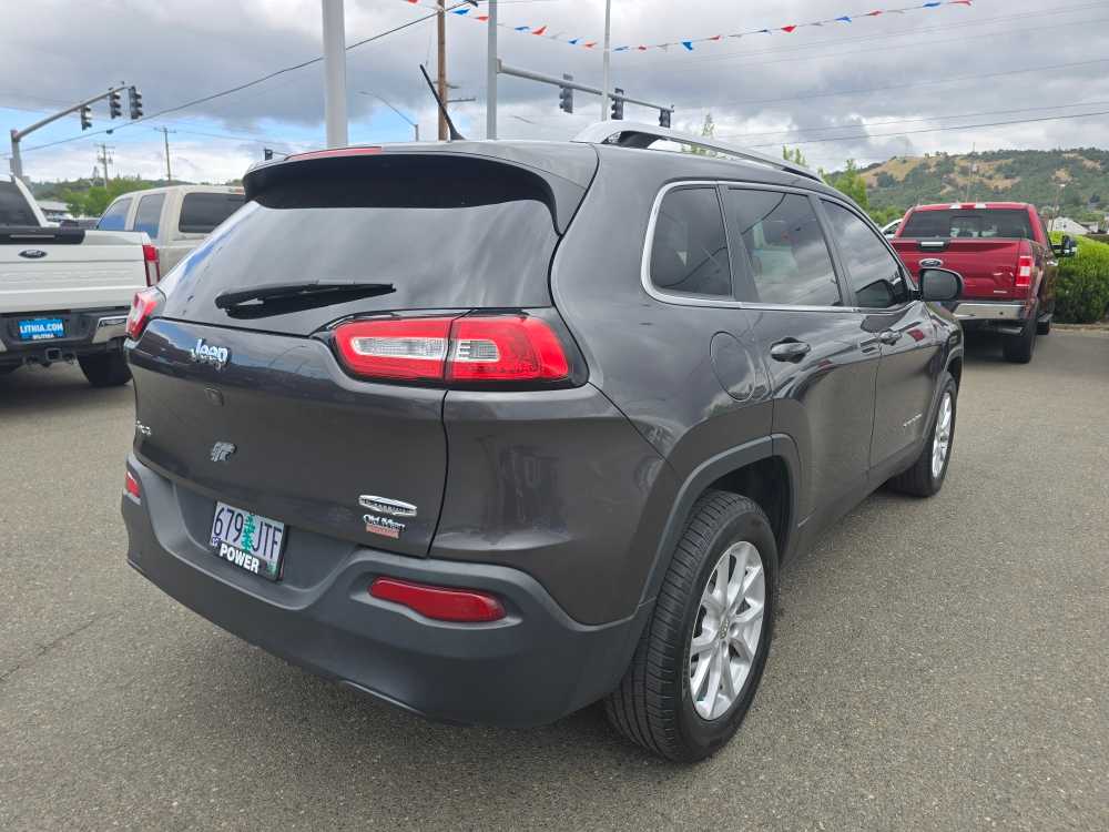 Thumbnail: 2017 Jeep Cherokee - 10
