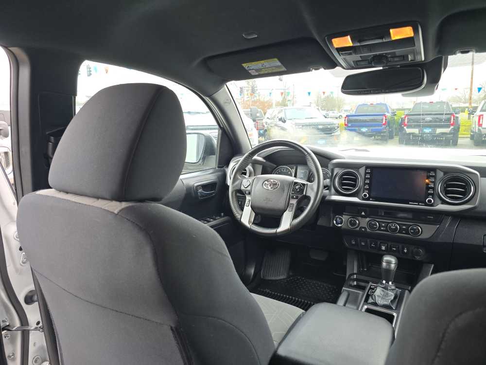 Thumbnail: 2021 Toyota Tacoma - 10