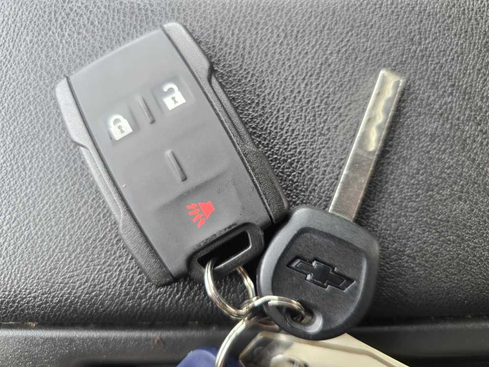 Thumbnail: 2023 Chevrolet Silverado 2500 - 23