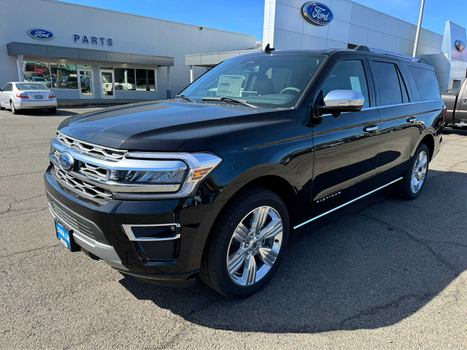 2024 Ford Expedition MAX Platinum -
                Roseburg, OR