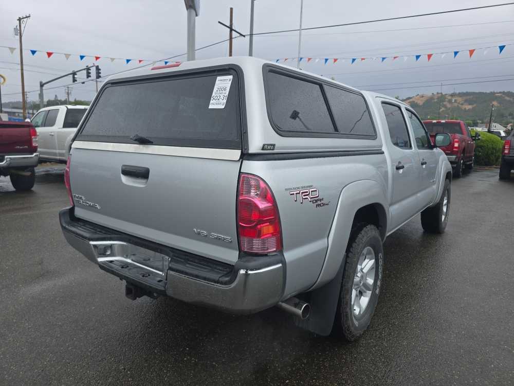 Thumbnail: 2006 Toyota Tacoma - 3