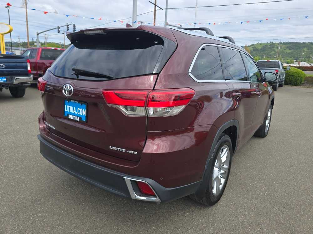 Thumbnail: 2018 Toyota Highlander - 5