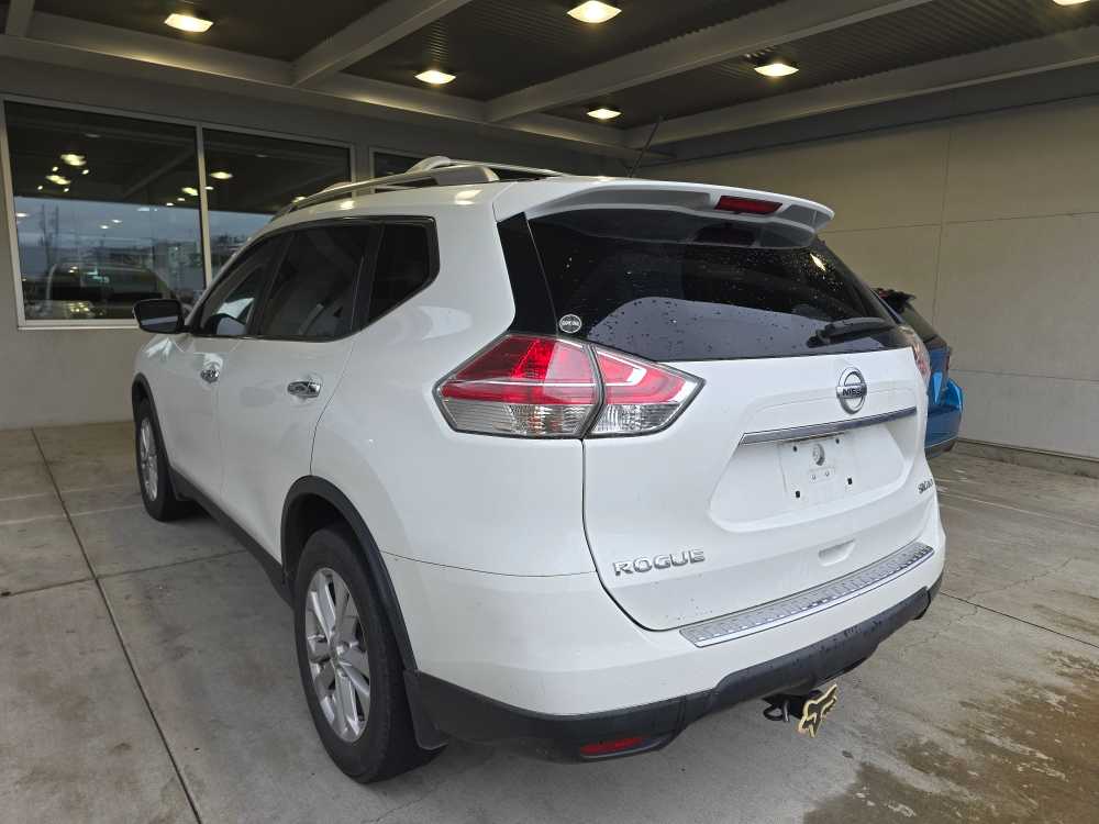 Thumbnail: 2016 Nissan Rogue - 2