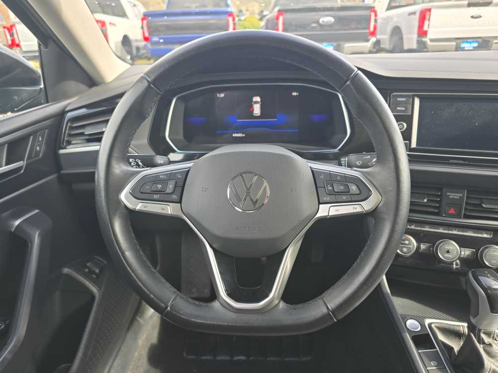 Thumbnail: 2024 Volkswagen Jetta - 11