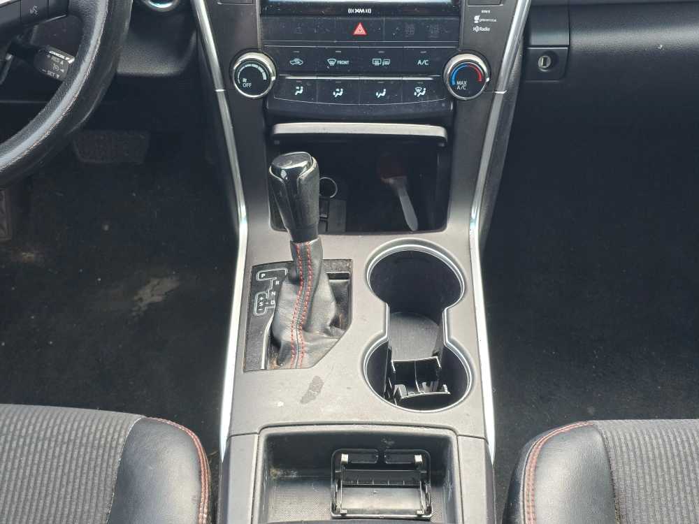 Thumbnail: 2017 Toyota Camry - 13