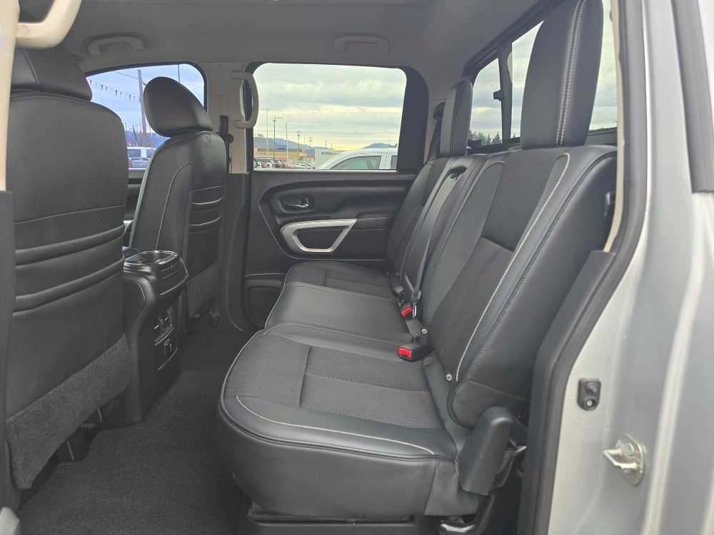 Thumbnail: 2018 Nissan Titan - 16