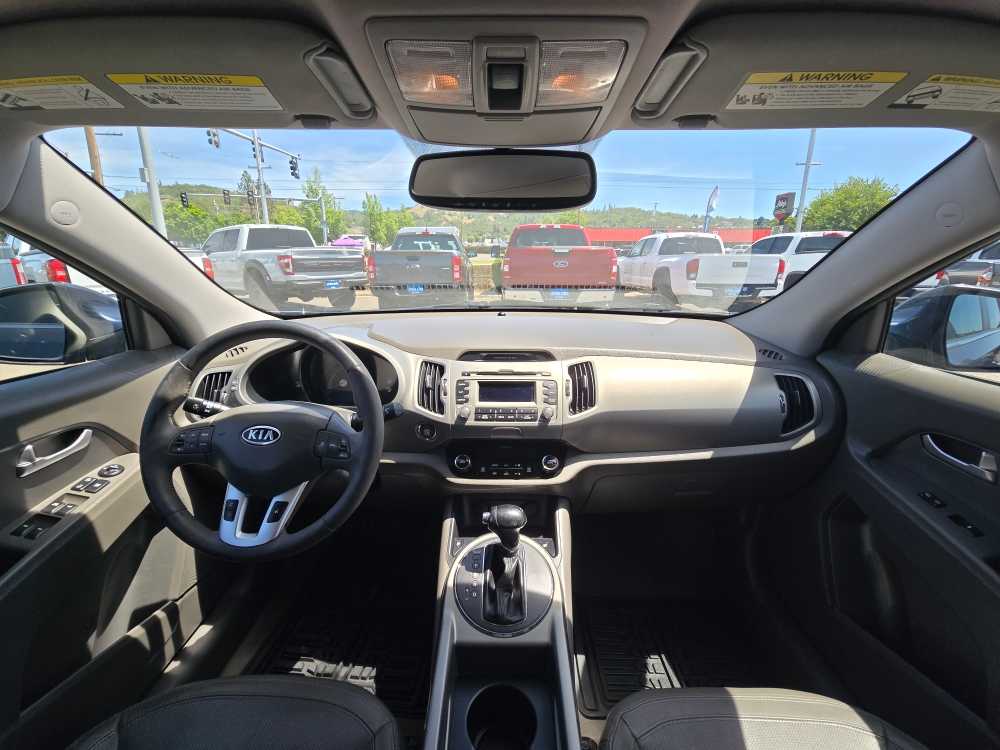 Thumbnail: 2011 Kia Sportage - 16
