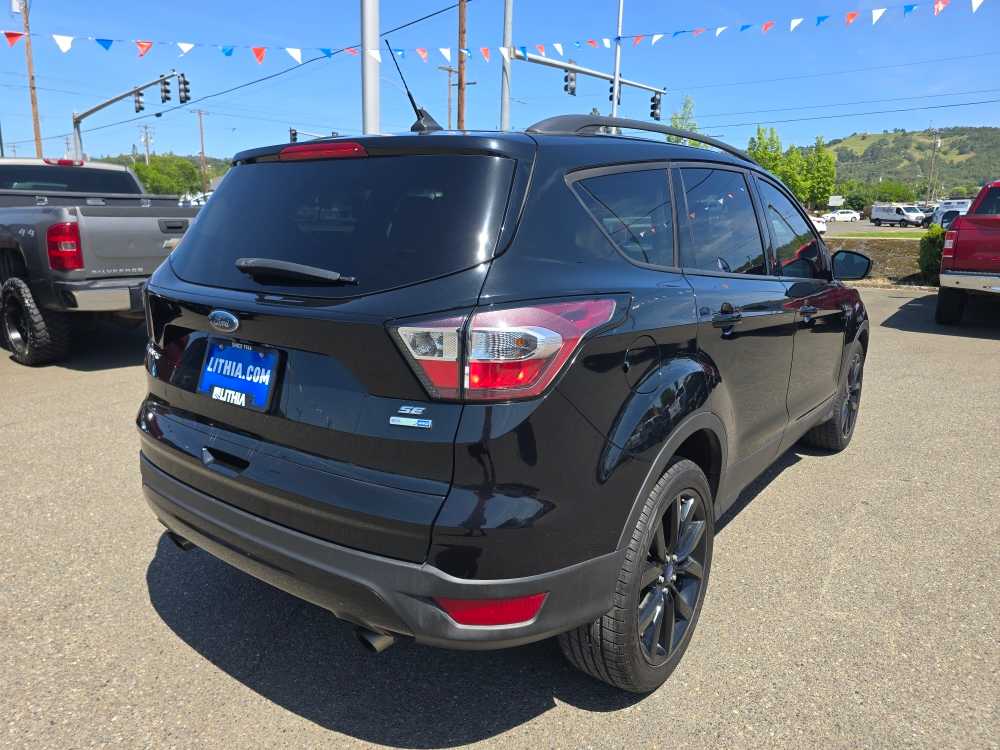 Thumbnail: 2018 Ford Escape - 5