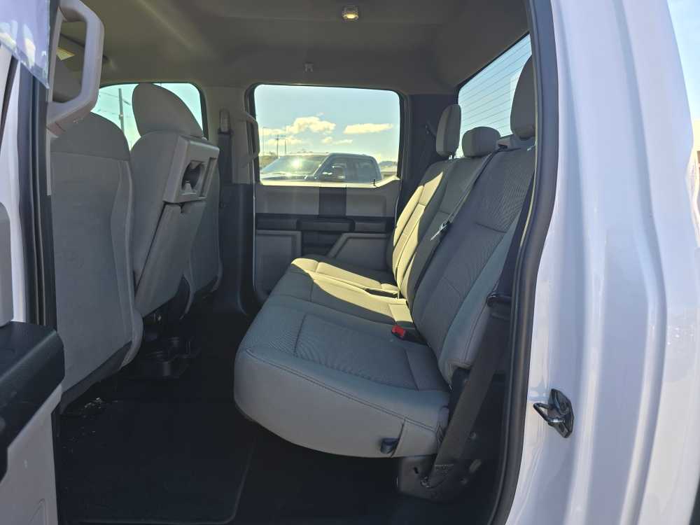 Thumbnail: 2020 Ford F-350 - 17