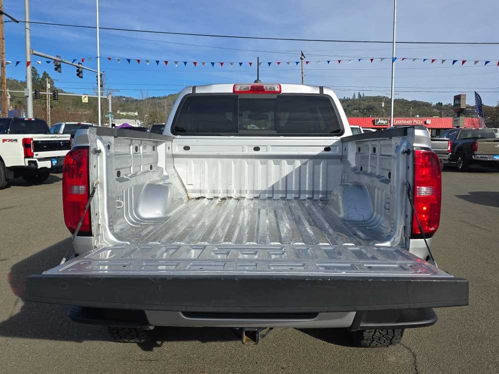 Thumbnail: 2016 Chevrolet Colorado - 19