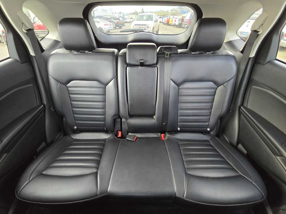 Thumbnail: 2024 Ford Edge - 17