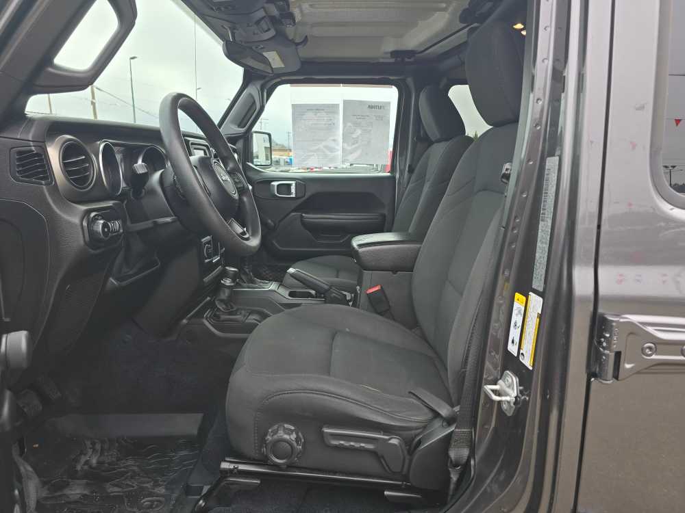 Thumbnail: 2019 Jeep Wrangler - 9