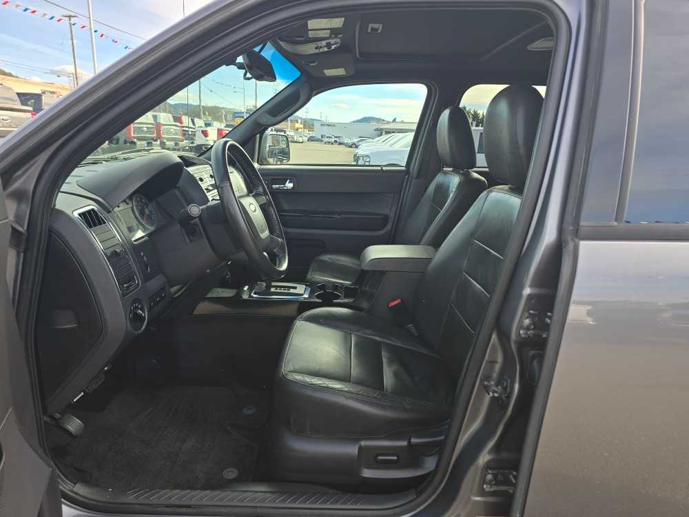 Thumbnail: 2012 Ford Escape - 9