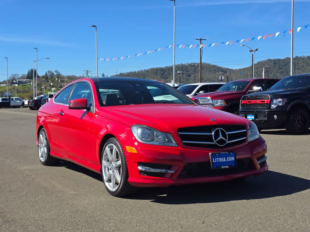 Thumbnail: 2014 Mercedes-Benz C-Class - 6
